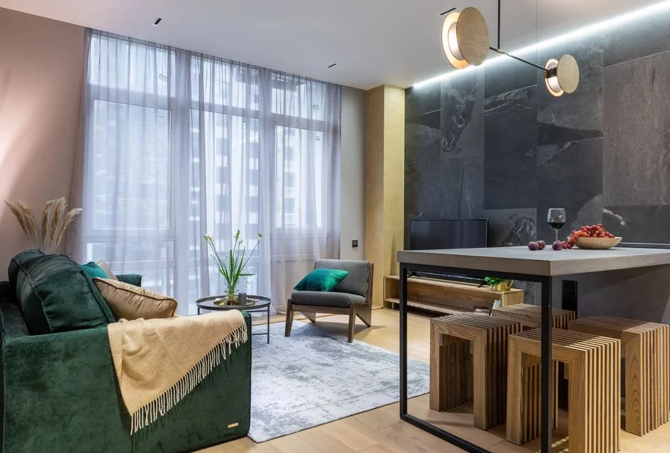 Custom built-in wardrobe by Blue Dots Interior and Exterior Deco
